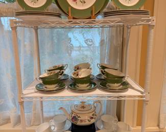 Vintage Royal Worcester ‘Miranda’ porcelain china set, a Wedgwood teapot and Wedgwood White Line tea cups w/ saucers