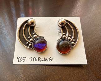 Beautiful sterling w/ dragons breath stone earrings