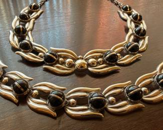Beautiful vintage Mexican sterling w/ black onyx necklace and bracelet set