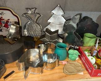 Decorative molds for decor