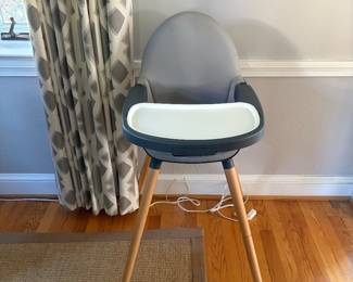 MCM highchair