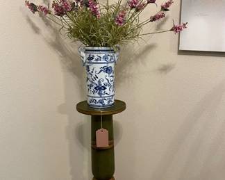 Decorative wood pedestal plant stand, floral