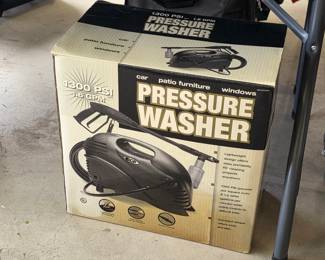 BCP 1300 PSI electric pressure washer, presented in its original retail box.