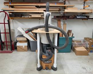RIDGID shop vacuum with Oneida Dust Deputy cyclone dust separator.