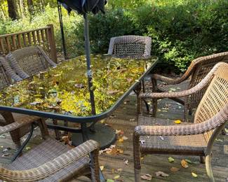 Hampton Bay Outdoor Furniture Set Table 6 Chairs and Umbrella