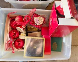 Christmas decor & ornaments