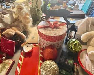 Christmas decor & ornaments