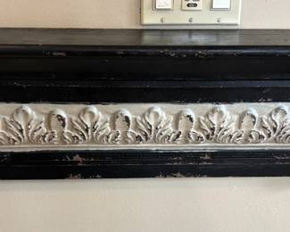 Decorative shelf.