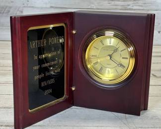 BPLot #65 Stuart-Austin Quartz Book Style Desk Clock Mahogany Wood Engraved Plaque Arthur Powers 2004