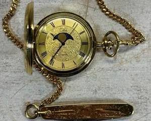 Colibri Swiss Made Quartz Gold Tone Hunter Pocket Watch Moon Phase w/ Chain & Knife - Untested