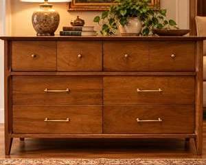 Mid Century Modern Walnut 8 Drawer Dresser Credenza Brass Pulls Tapered Legs Vintage 1960s