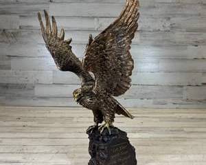 Bradford Exchange Summit of Majesty Eagle Sculpture LE 4212/5000 Bronze Tone Rock Base 2009
