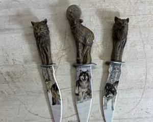 3 Bradford Exchange Al Agnew Sacred Meeting Wolf Display Daggers Winter Monarch Sacred Guardian
