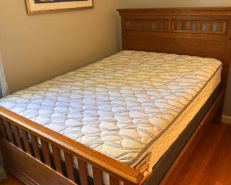 Full Size Mattress & Bedframe