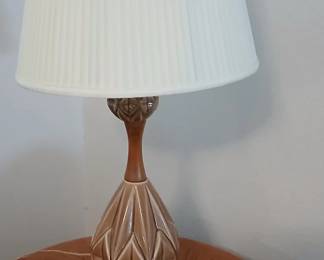 Lots of different lamps.