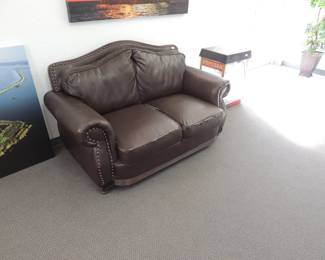 LOVE SEAT