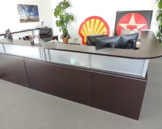 DESK CUBICLE ASSEMBLY 