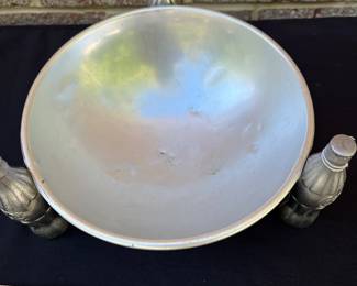 A95 - $50. 1935 Pretzel Dish, made in the USA. Bowl measures 8” diameter.