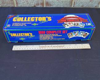 A99 - $150. The collector’s choice, Premier edition of baseball cards. 1989 complete set.
