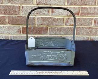 A111 - $20. Drink Pepsi-Cola metal carrying case.