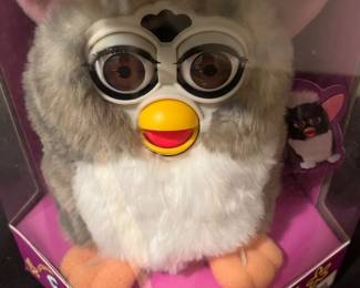A182 - $50. 1998 Furby. Has "Red wolf" eyes.
