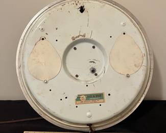 A151 - $400. 1950s Maola Dairy Products North Carolina bubble clock. Needs a new bulb. Clock works. Measures 16" diameter.