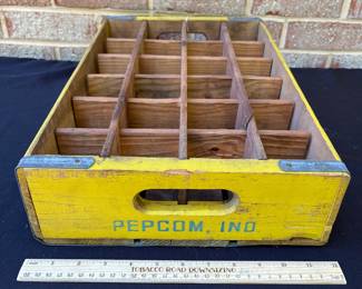 A107 - $35. Pepsi drink carrier case. Pepcom, Ind.