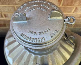 A103 - $60. The Davis welding and manufacturing company antique 5 gallon milk can. Measures 22.5” tall.