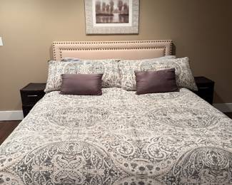 Great upholstered bed, quality mattress