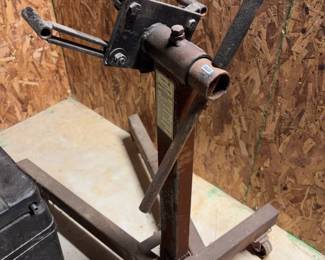 Engine stand