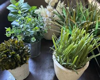 089 smallartificialpottedplants
