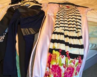 034 womensclothinglot