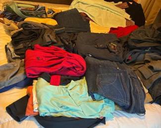 031 mensclothinglot