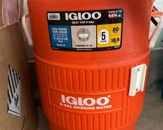 131 iglooseattop5gallonbeveragecooler