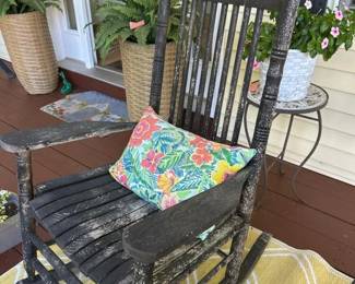 104 woodenslatporchrockerinrusticstyle