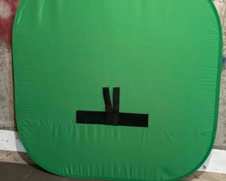 107 popupgreenscreenbackdropwithblack