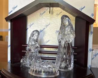 062 princesshousecrystalnativityfigures