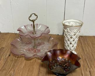 066 lenoxvasewithdecorativeglassserving