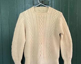 079 creamcableknitwoolsweater