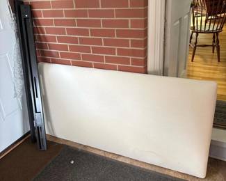 078 skylinefurniturewhiteupholsteredhead