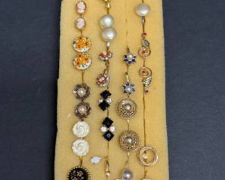 139 vintagecostumecliponearrings