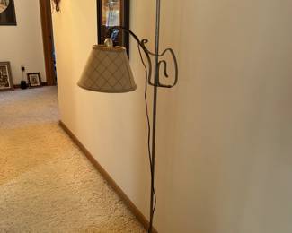 Floor lamp