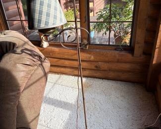 Floor lamp