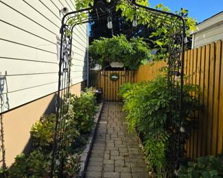 O.N.E. "Cute Italian Chateau", photo 2 of 40