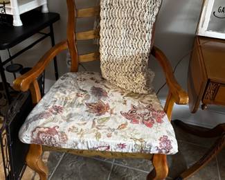 Oversized occational chair