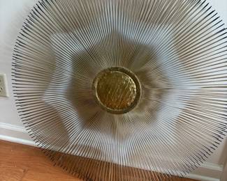  016 Metal Sunburst Wall Hanging