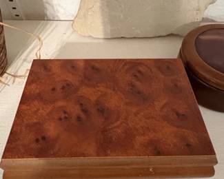 Vintage Burl Wood Travel Grooming Kit