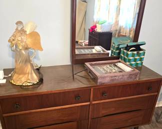 Dresser Clean