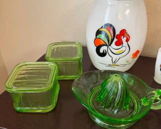Green Depression Refrigerator Dishes & Juicer