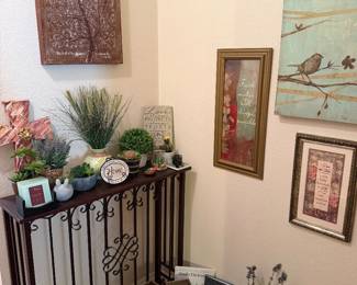 Home decor, plants, table 